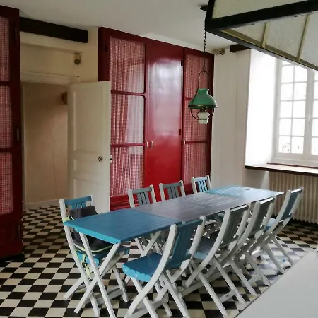 Сasa de vacaciones Magnifique Maison De Caractere Familiale 12 Couchages